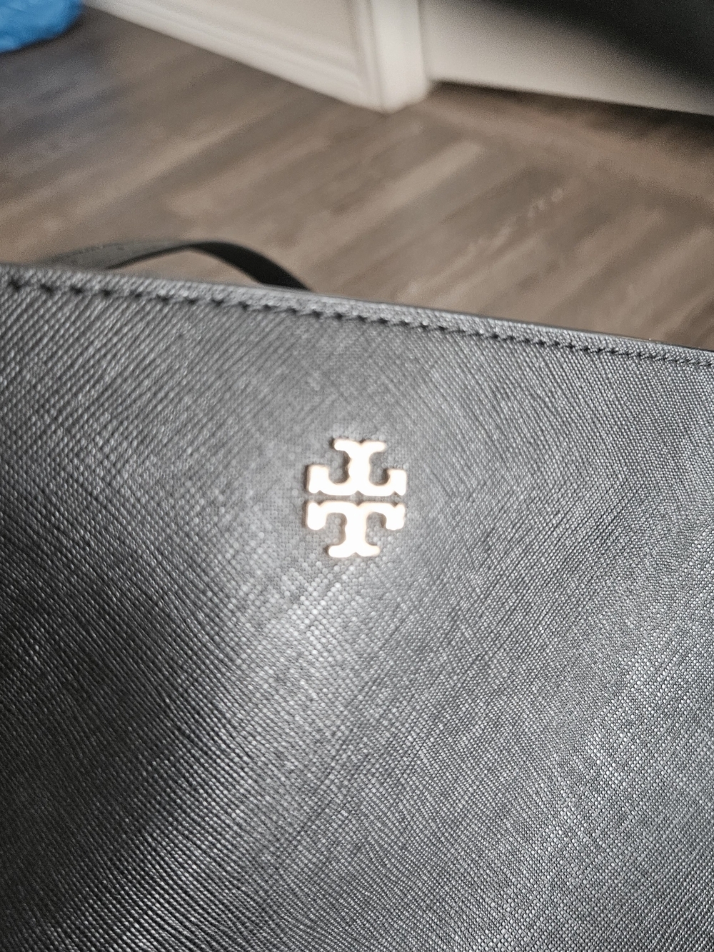 Tory Burch Black Leather Tote with Gold Logo - Picture 2 of 7